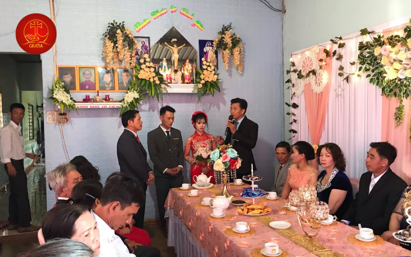 Nghi Lễ Gia Tiên Đạo Công Giáo: Ý Nghĩa, Lịch Sử và Thực Tiễn Tổ Chức Nghi Lễ