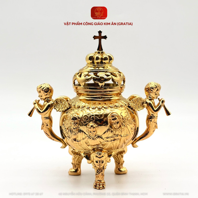 Lư hương lớn là tác phẩm nghệ thuật thiêng liêng, duy trì giá trị văn hóa tôn giáo