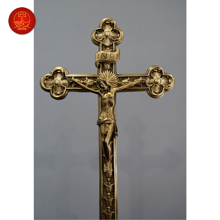 Thánh Giá Công Giáo Hoa Đào Có Đế 90 cm - Màu Cổ Điển