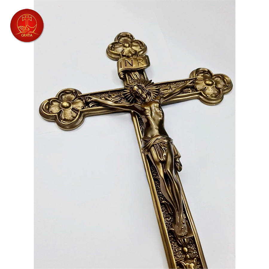 Tượng Thánh Giá Chúa Giêsu Hoa Đào Treo cao 48cm - Màu Cổ Điển
