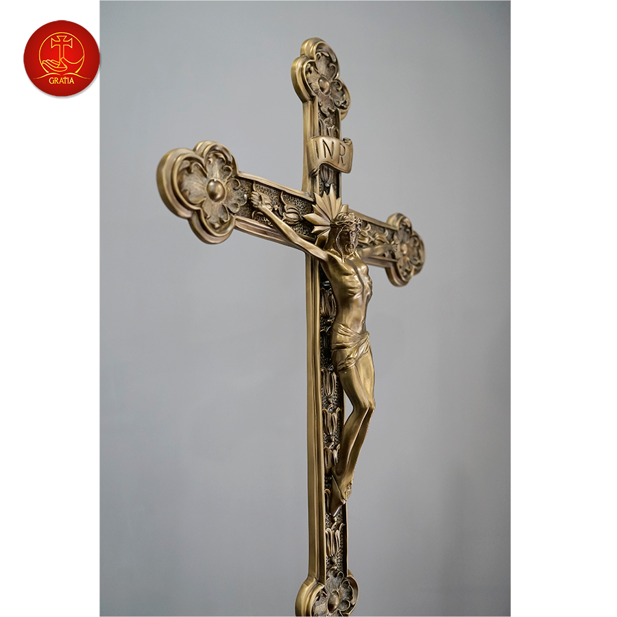 Thánh Giá Công Giáo Hoa Đào Có Đế 90 cm - Màu Cổ Điển
