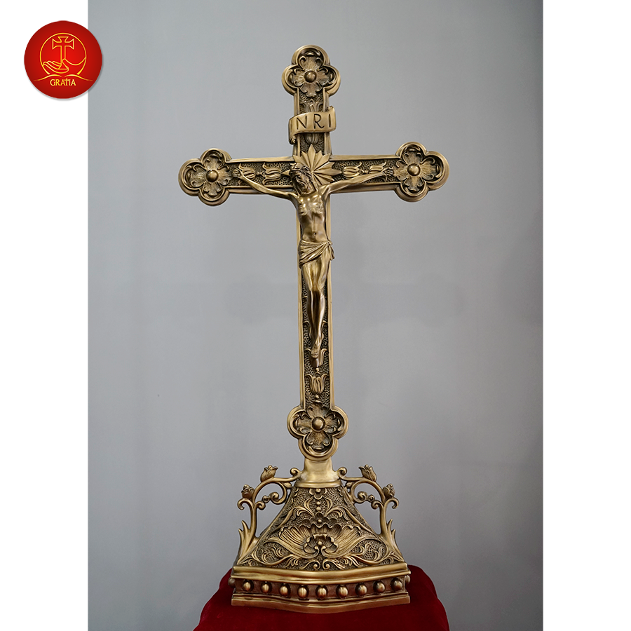 Thánh Giá Công Giáo Hoa Đào Có Đế 90 cm - Màu Cổ Điển