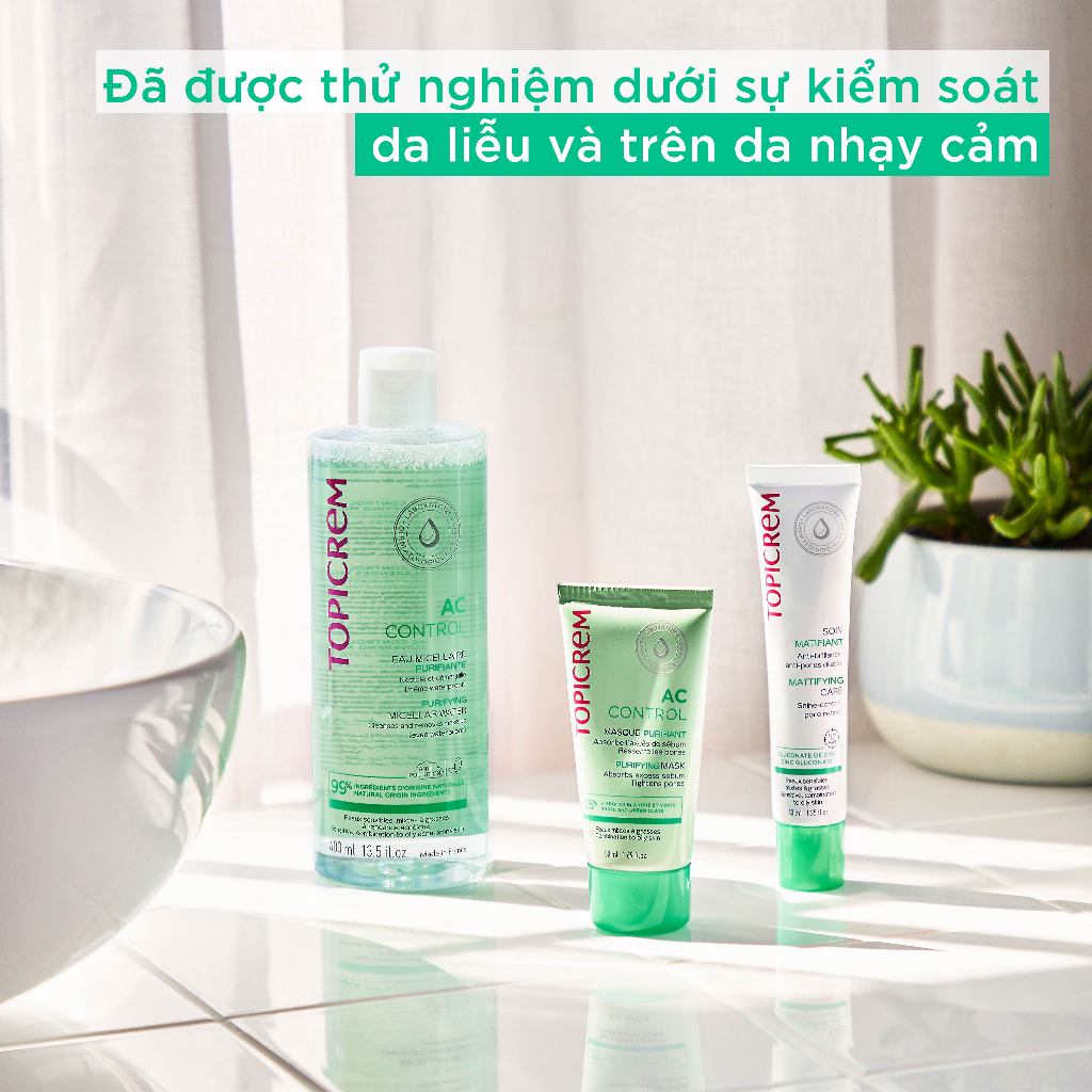 Nước tẩy trang dành cho da dầu mụn TOPICREM AC PURIFYING MICELLAR WATER 200ml