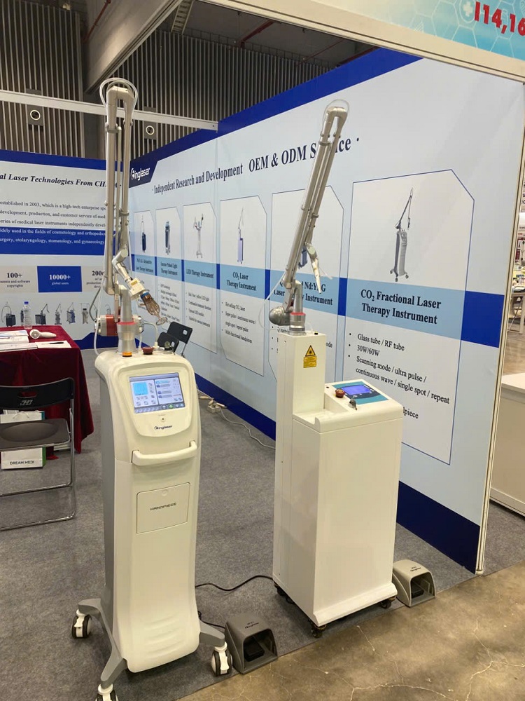Máy laser Co2