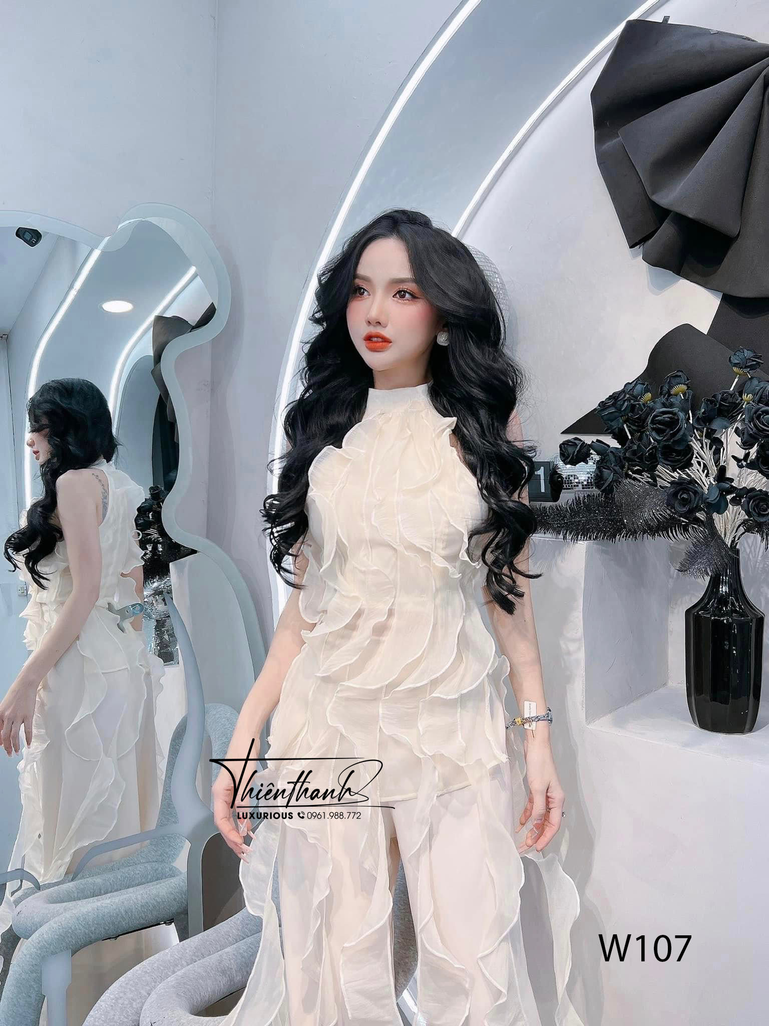 Set TK Áo Dài Cổ Yếm Đính Vải Tua Rua