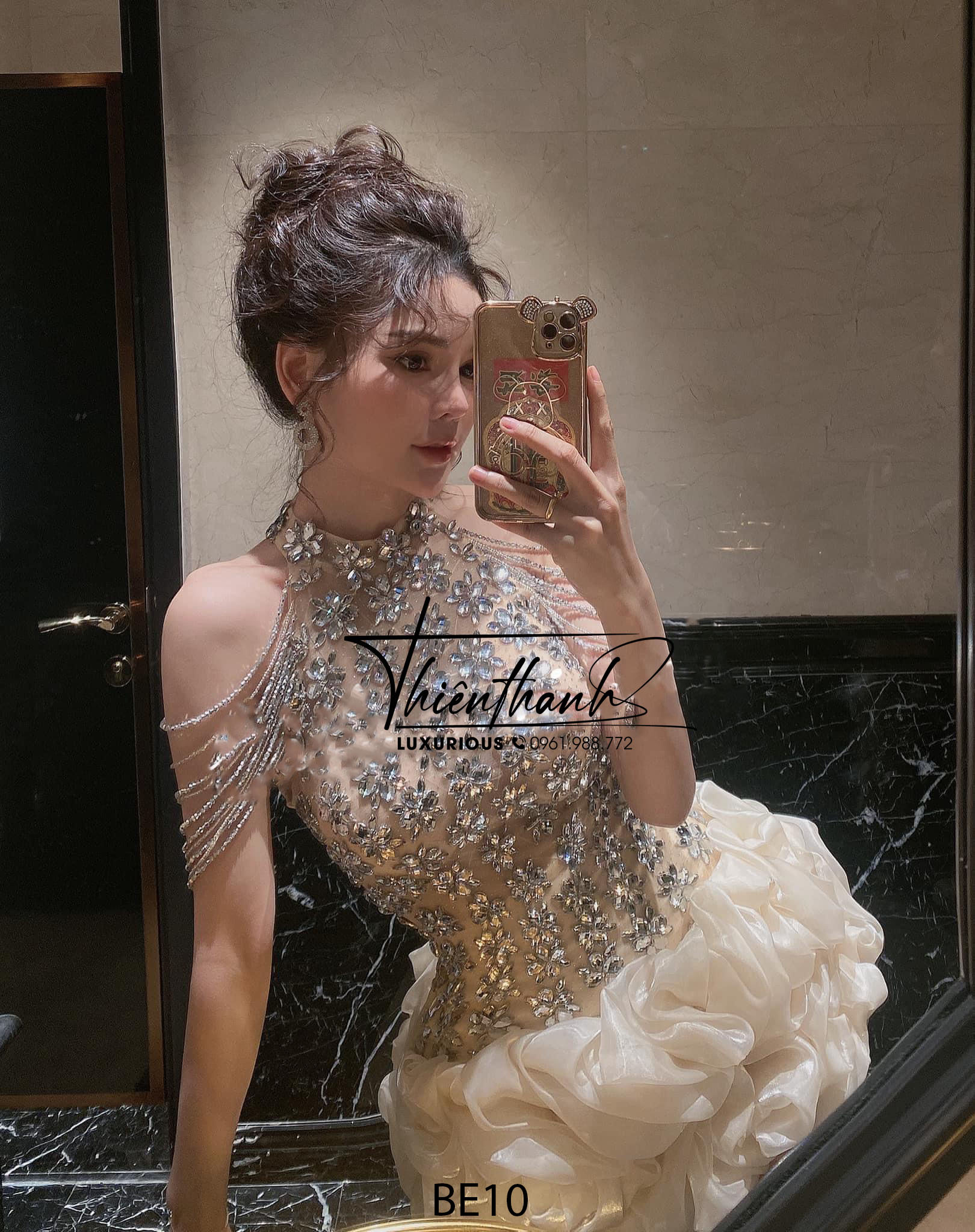 Đầm TK Yếm Ngắn Đính Đá Trễ Vai Nhún Phồng