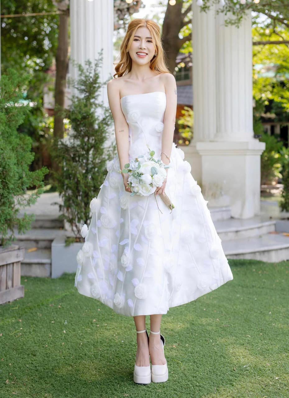 Đầm TK Dài Dáng Xoè Cúp Ngực Đính Hoa Lá
