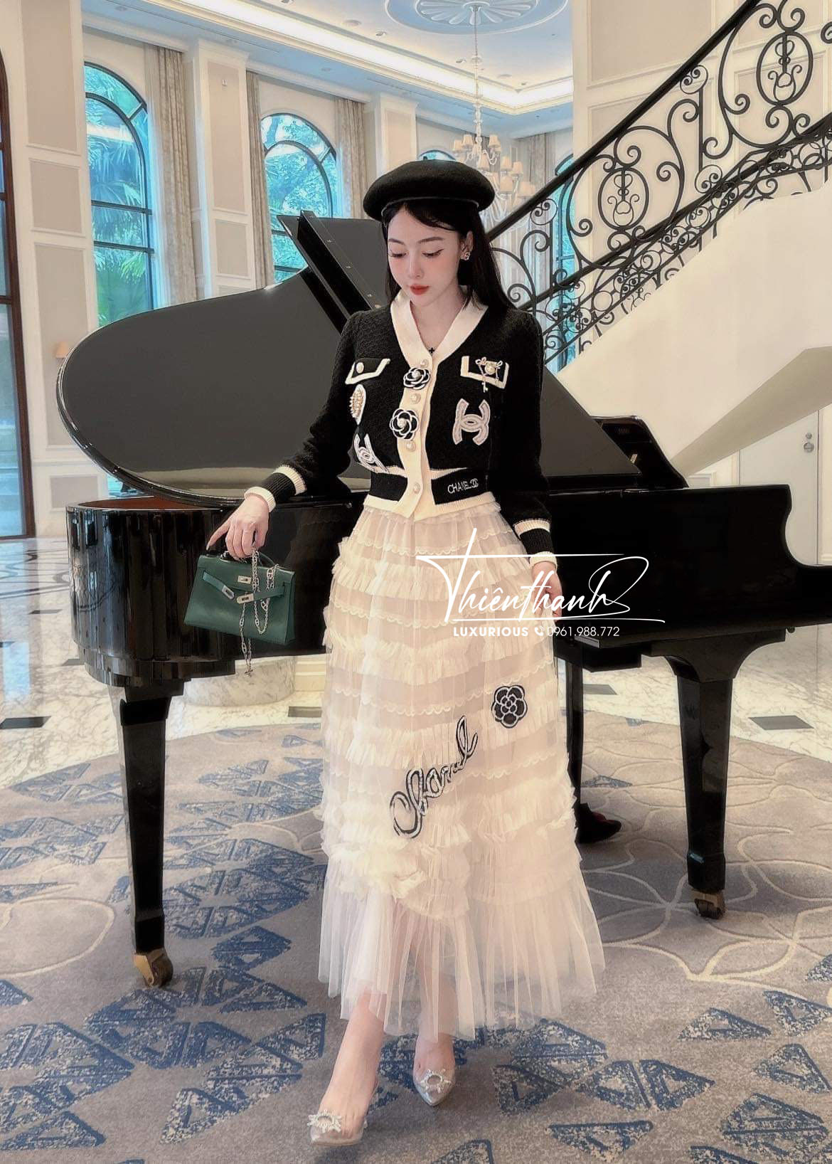 Set QCCC Dài Chân Váy Trắng  Xoè Tầng Phối Áo Len Croptop Tay Dài Cổ V