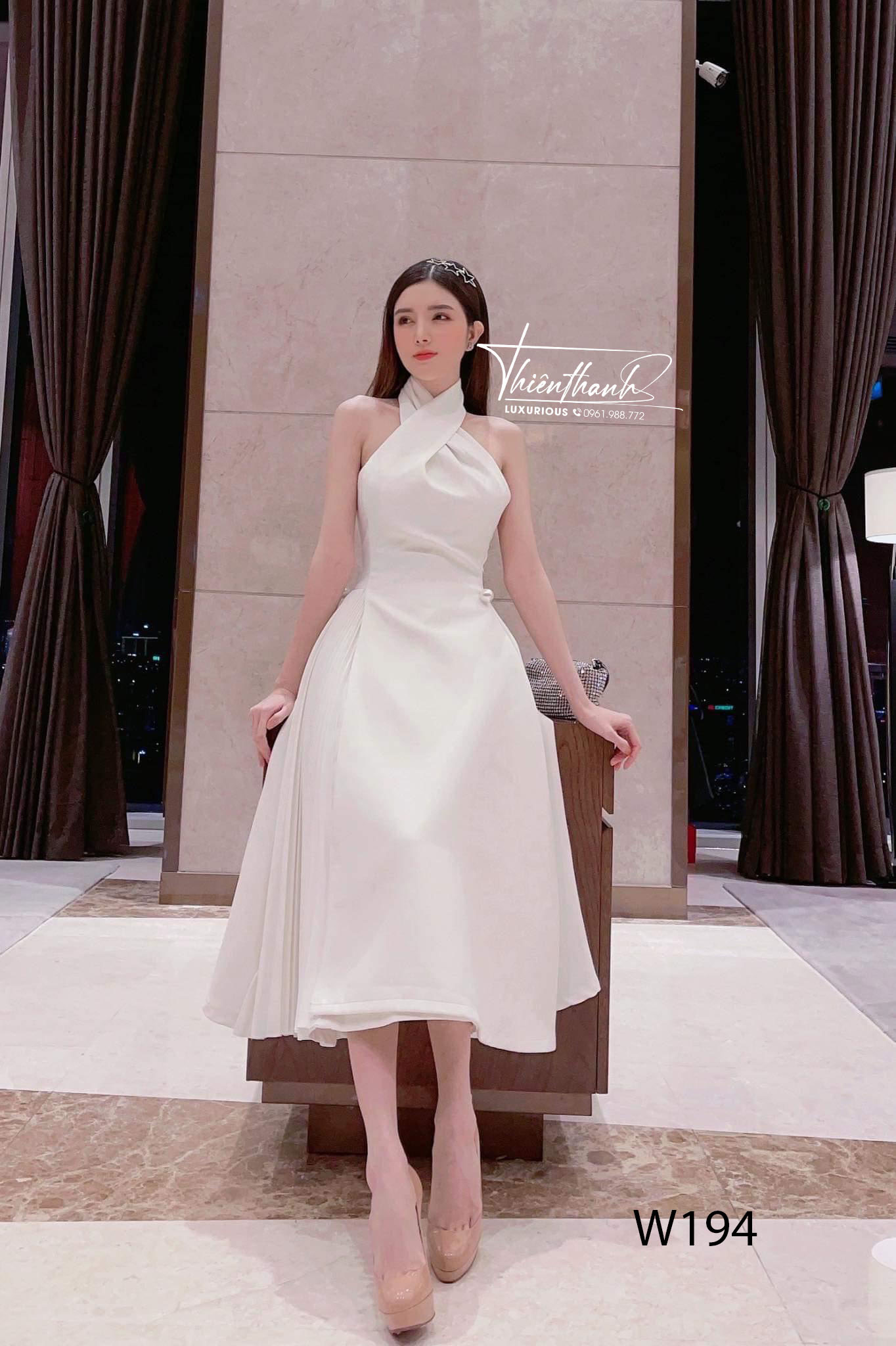 Đầm LCB Dài Cổ Yếm Xoè Phối Dập Ly