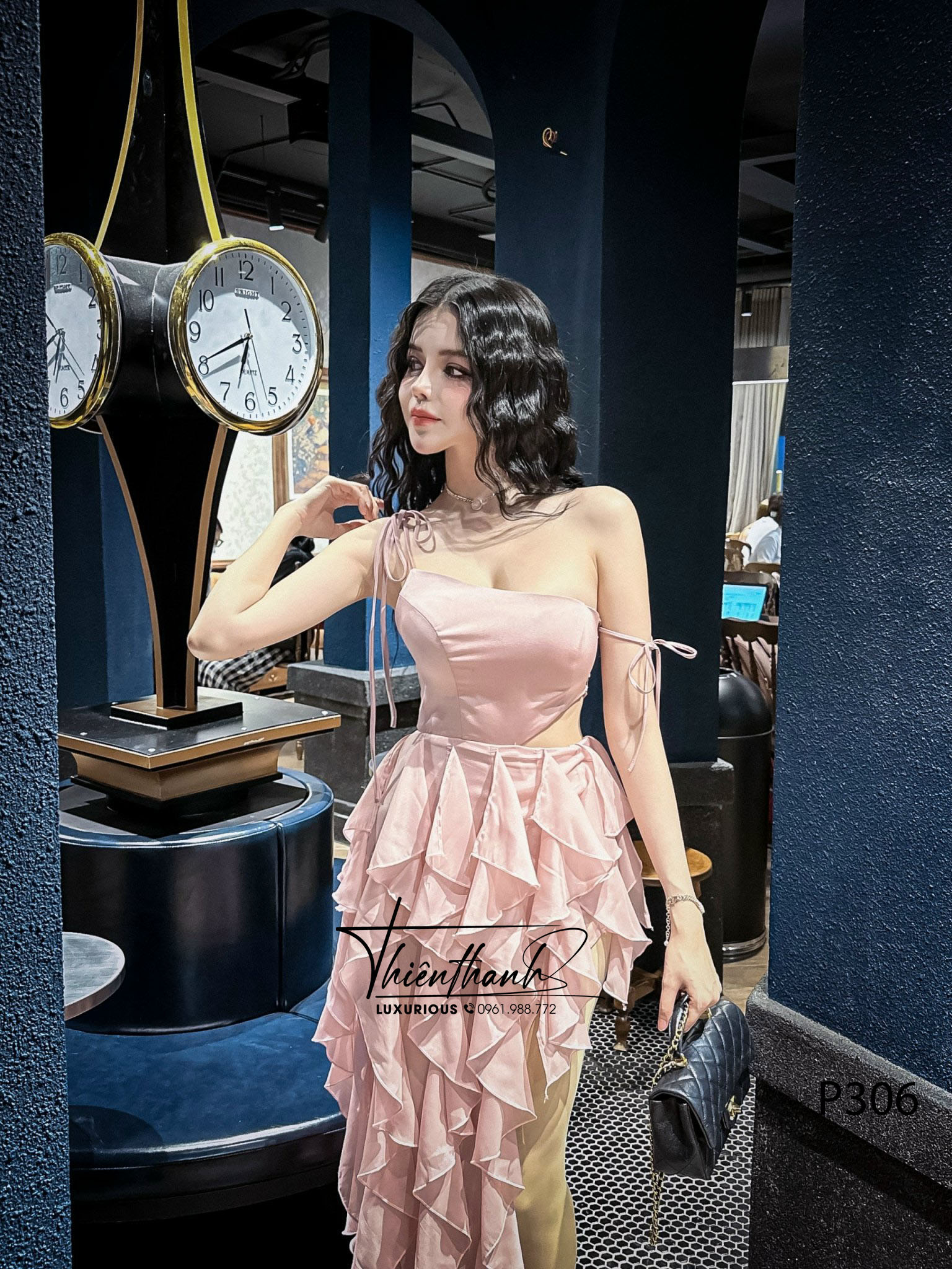 Đầm TK Tầng Hai Dây Dài Khoét Eo Xẻ Tà