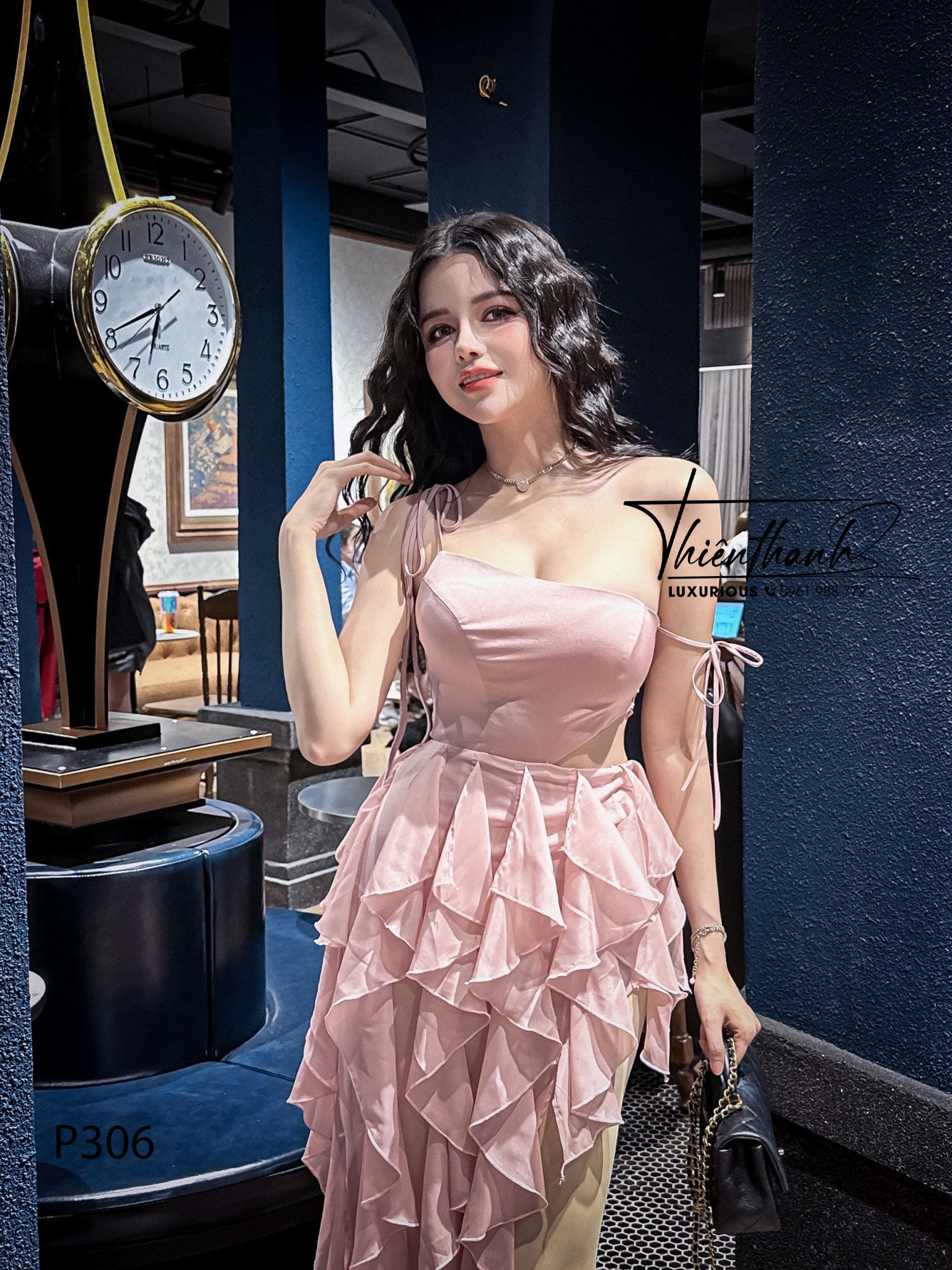Đầm TK Tầng Hai Dây Dài Khoét Eo Xẻ Tà