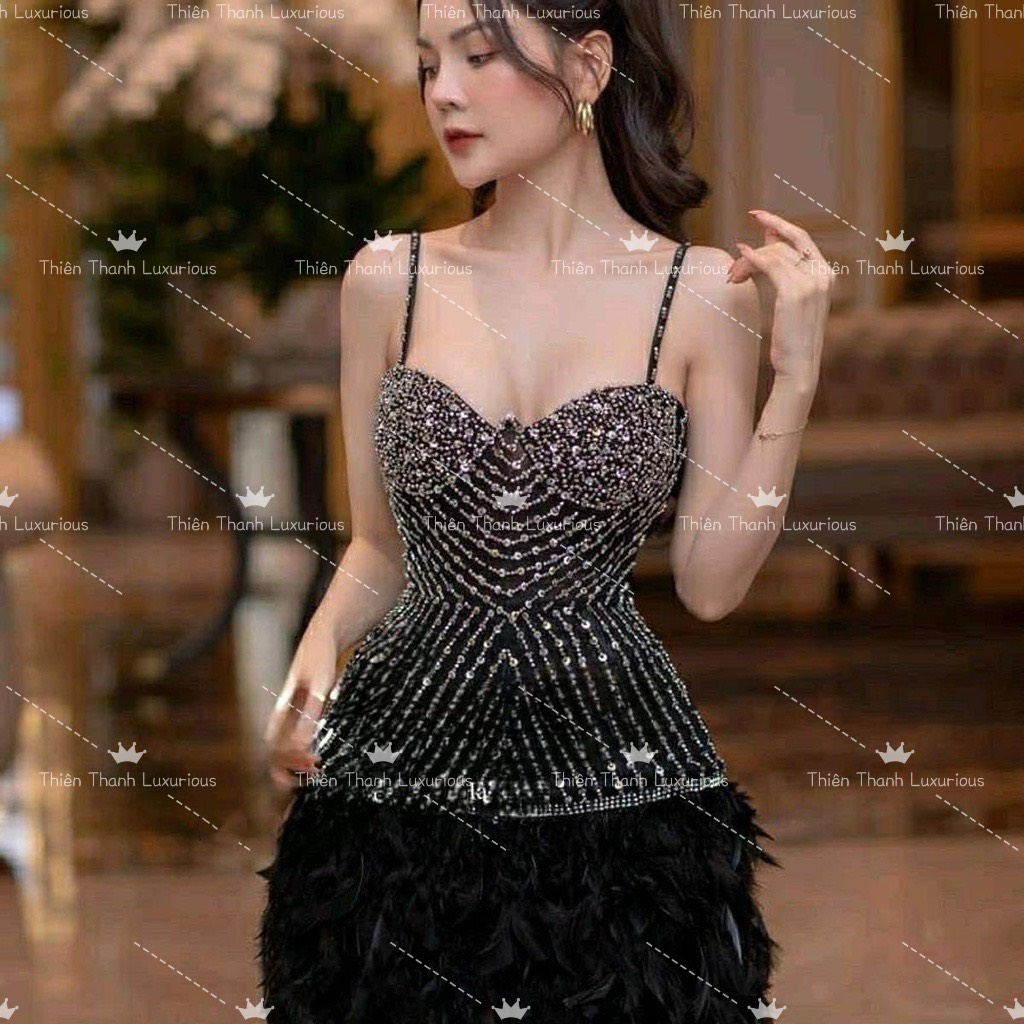 Đầm TK Hai Dây Ngắn Lông Vũ Đính Cườm