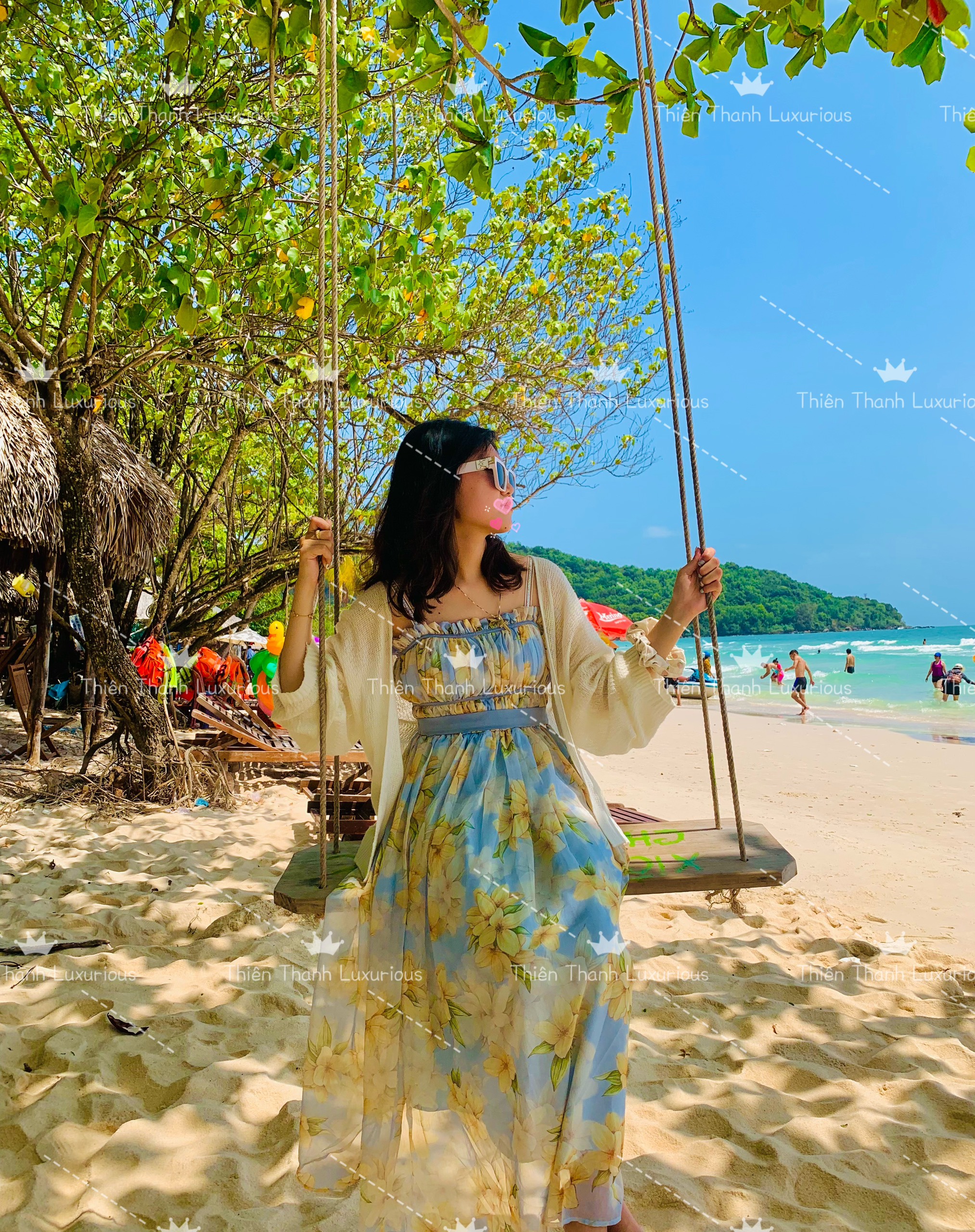 Đầm Maxi Hoa Dài Hai Dây Dáng Xoè