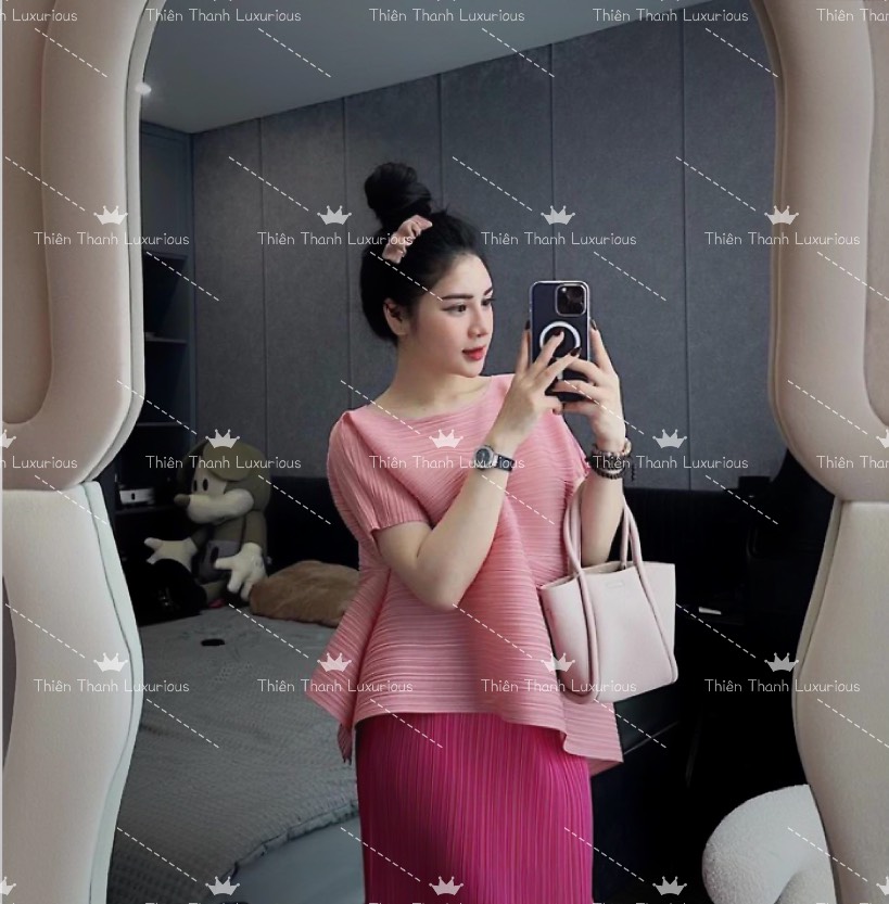 Set Dài Áo Thun Tay Ngắn Mix Chân Váy Dài Xếp Ly