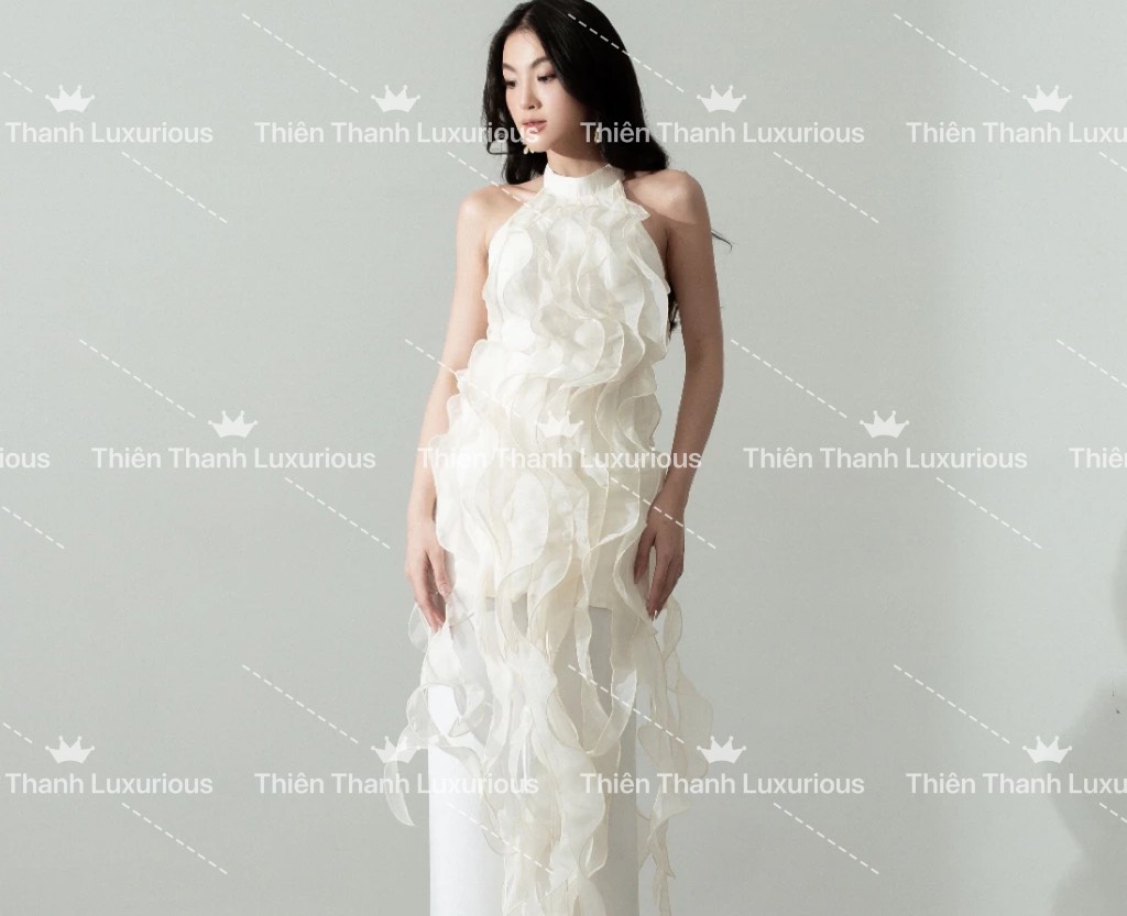 Set TK Áo Dài Cổ Yếm Đính Vải Tua Rua