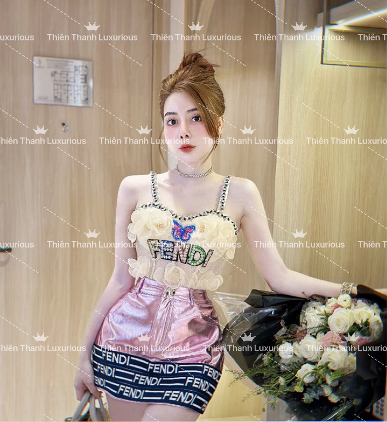 Set QCCC Hai Dây Ngắn Fendi Kết Hoa Mix Chân Váy Kết Đá