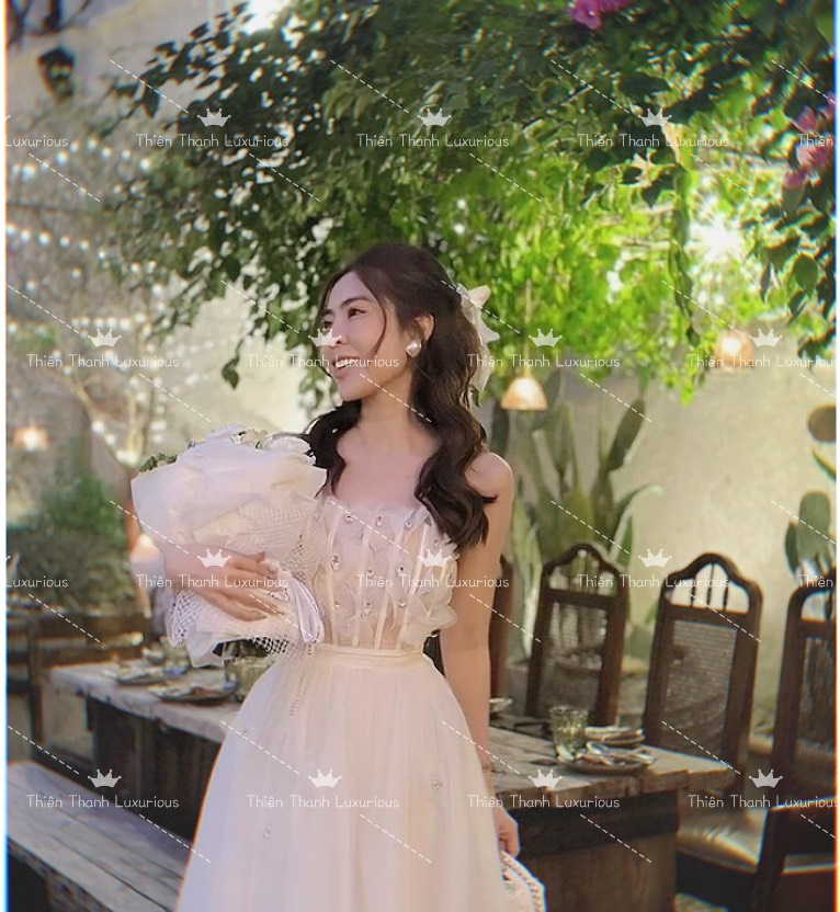 Đầm TK Dài Hai Dây Cúp Ngực Dáng Xoè Phối Lưới Kết Trái Tim