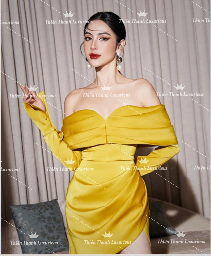 Đầm Body Ngắn Tay Dài Trễ Vai Xẻ Tà