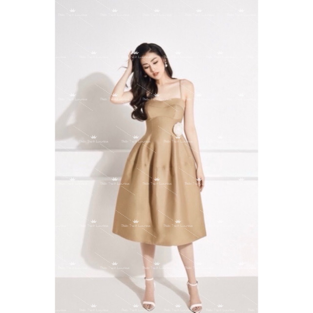 Đầm Hai Dây Dáng Xoè Hai Túi