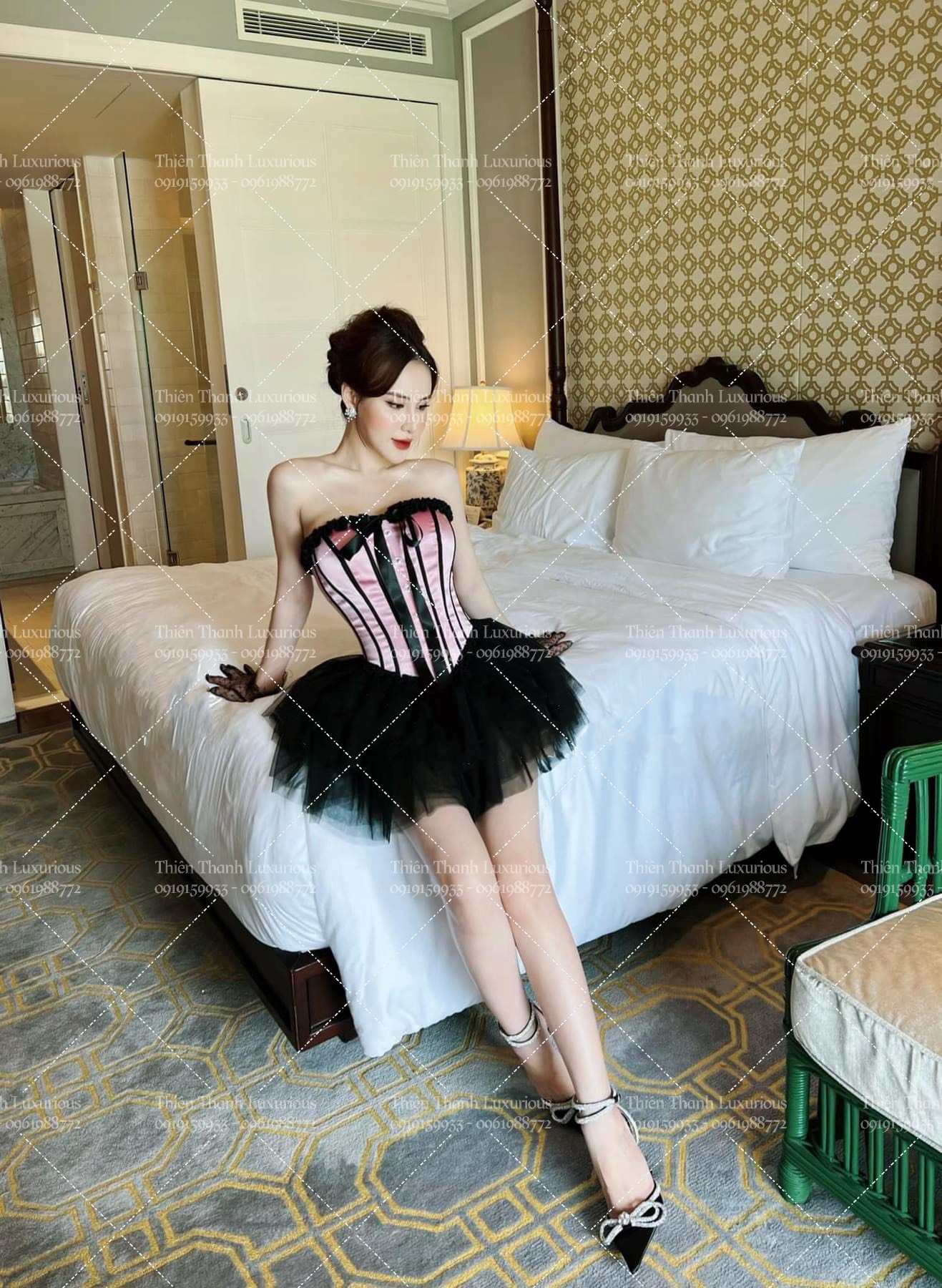 Áo Nịt Bụng Corset Ôm Dáng Hình Xương Cá Phối Ren