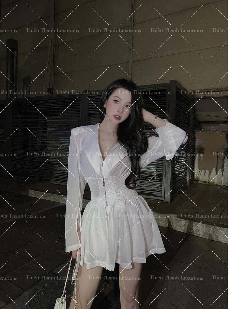 Set Voan Xẻ Ngực Phối Short