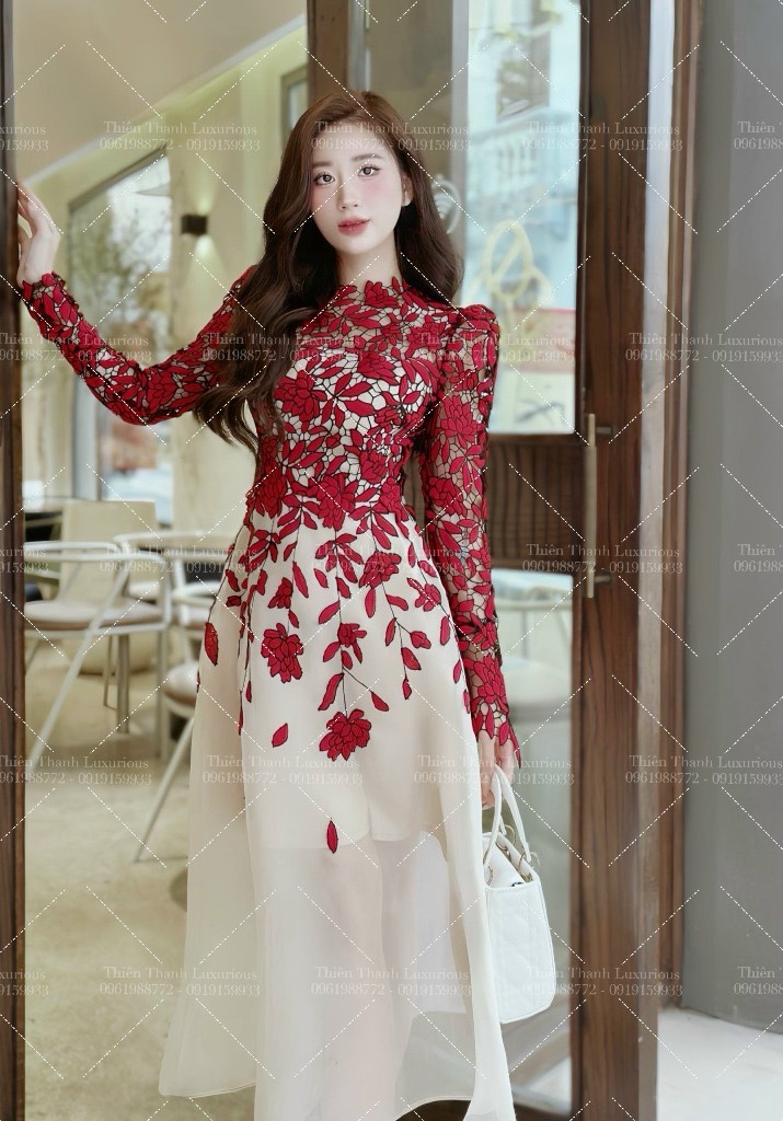 Đầm Dài Ren Hoa Dáng Xoè
