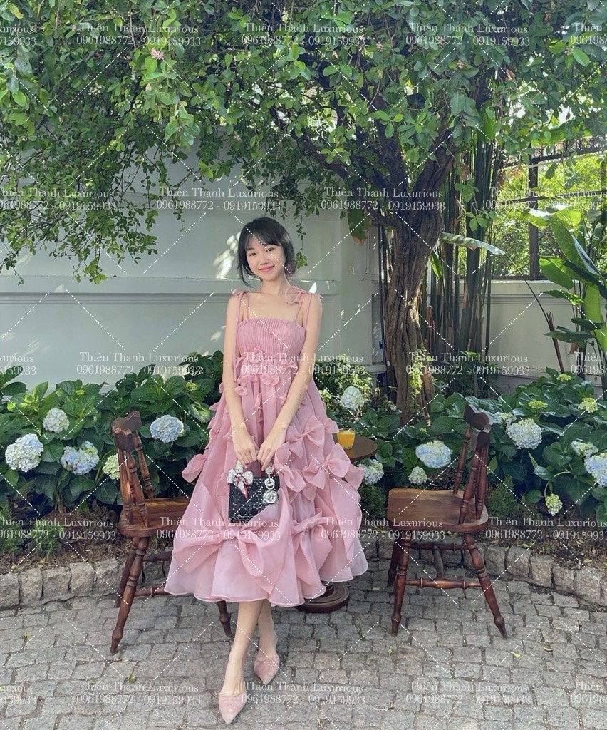 Đầm Hai Dây Dáng Xoè Công Chúa Đính Nơ