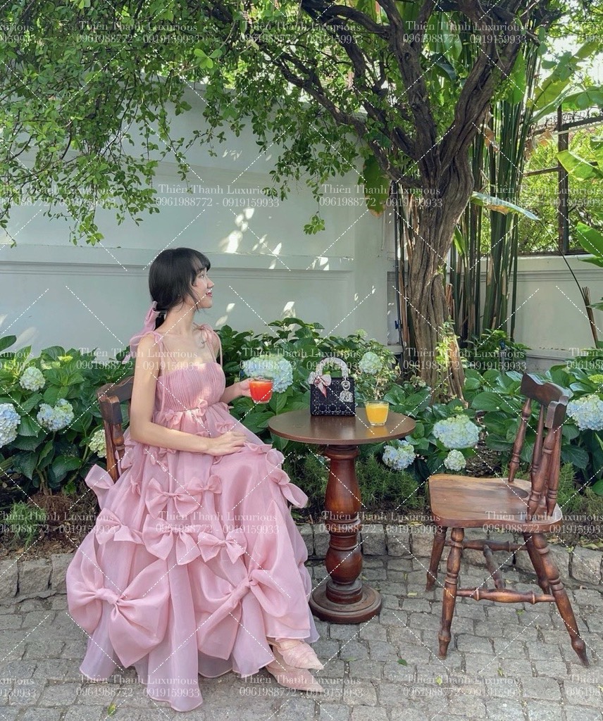 Đầm Hai Dây Dáng Xoè Công Chúa Đính Nơ