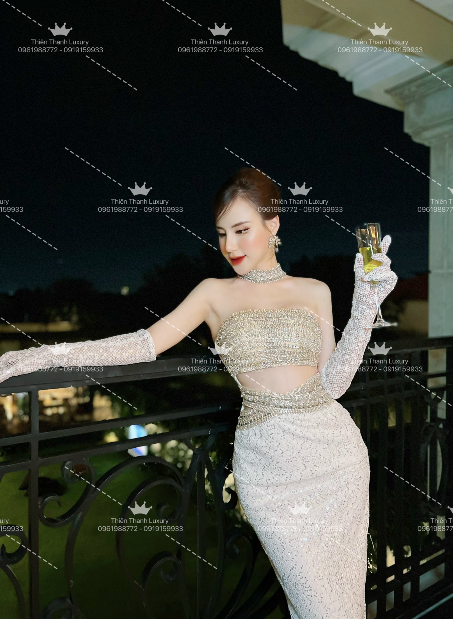 Đầm TK Dài Cúp Ngực Đính Đá Phối Dây Chéo