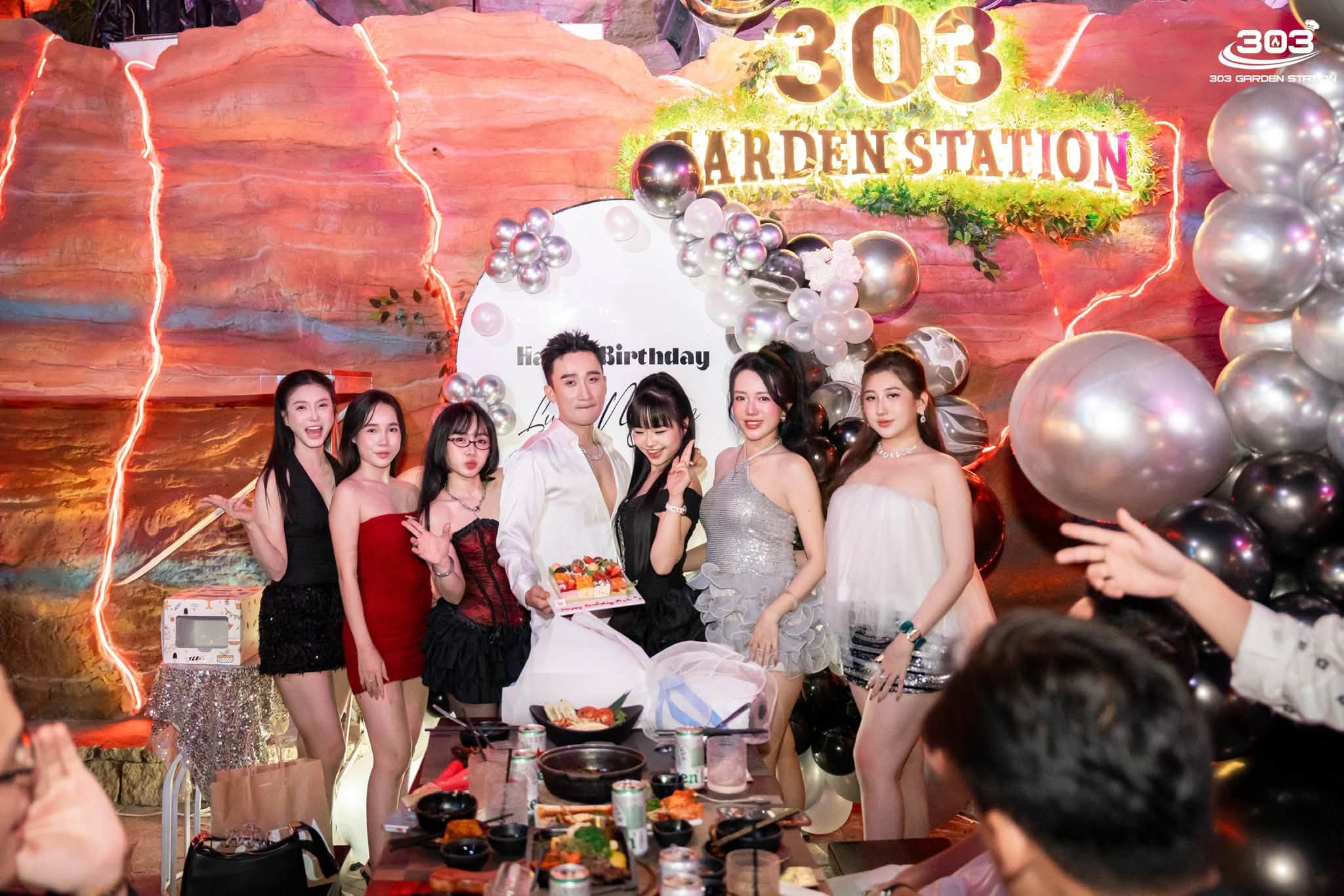 Garden 303 phạm văn đồng
