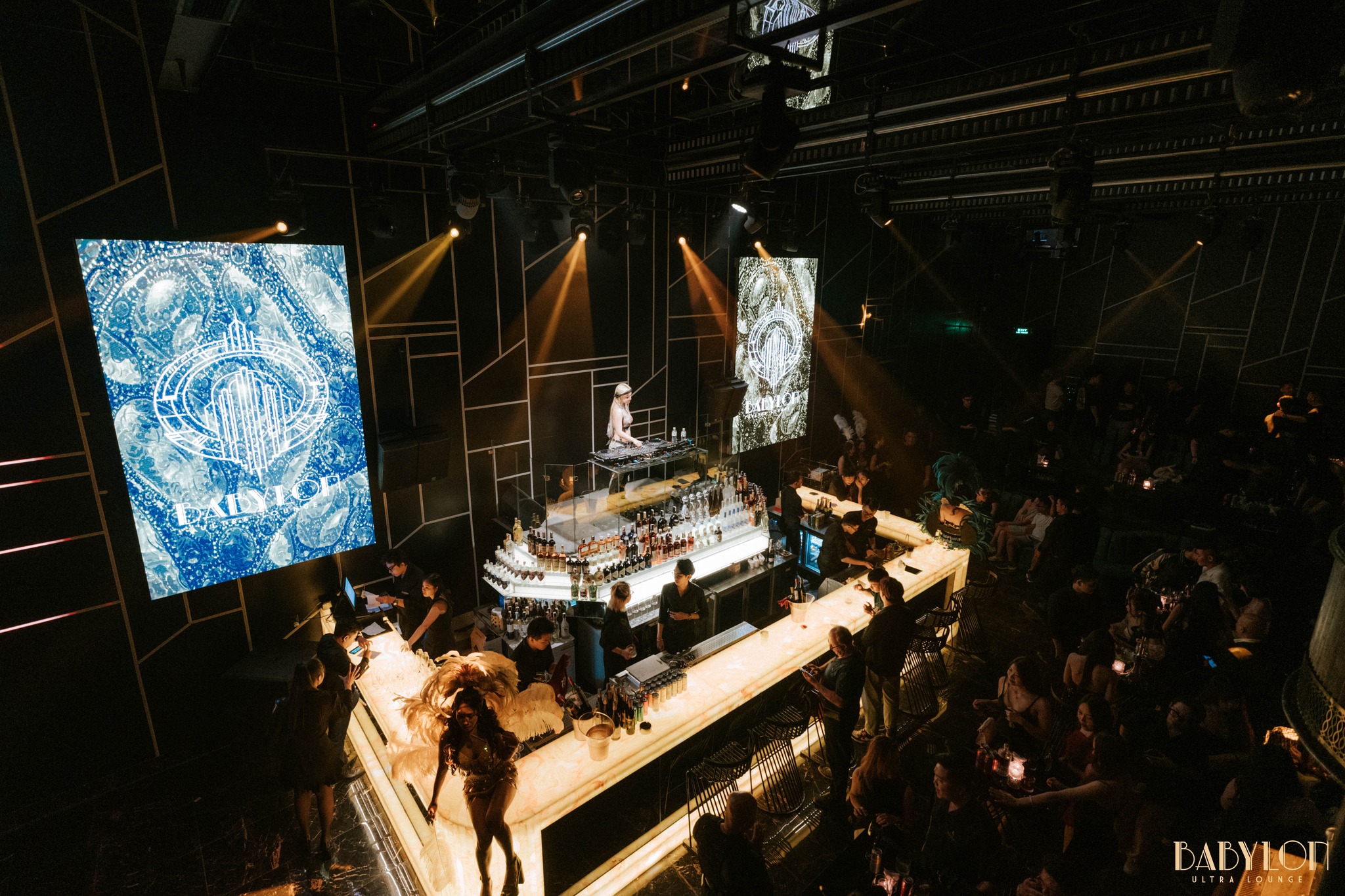 Tuyển Nữ Chăm Sóc Khách Hàng PR tại Babylon Ultra Lounge VIP Quận 1