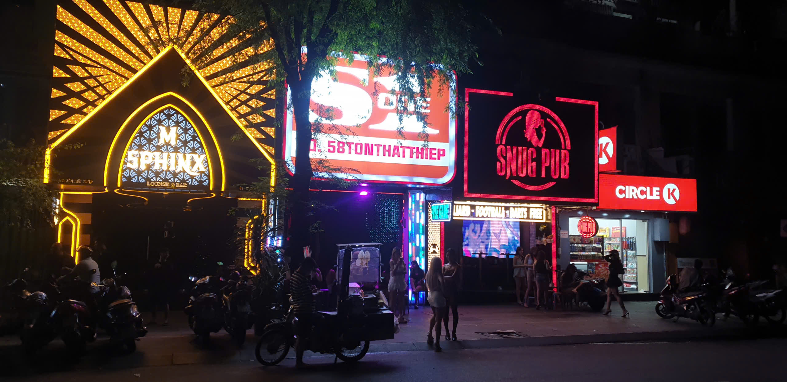 S1 Bar Saigon - Pub Lady Girl District 1
