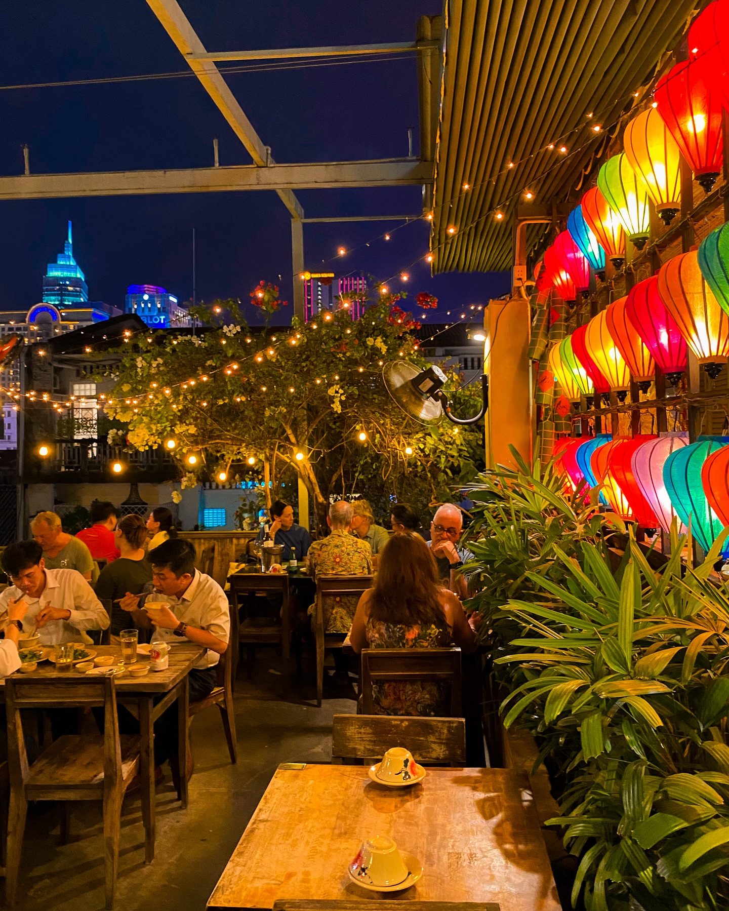 Secret Garden Restaurant - 158 Pasteur, Quận 1