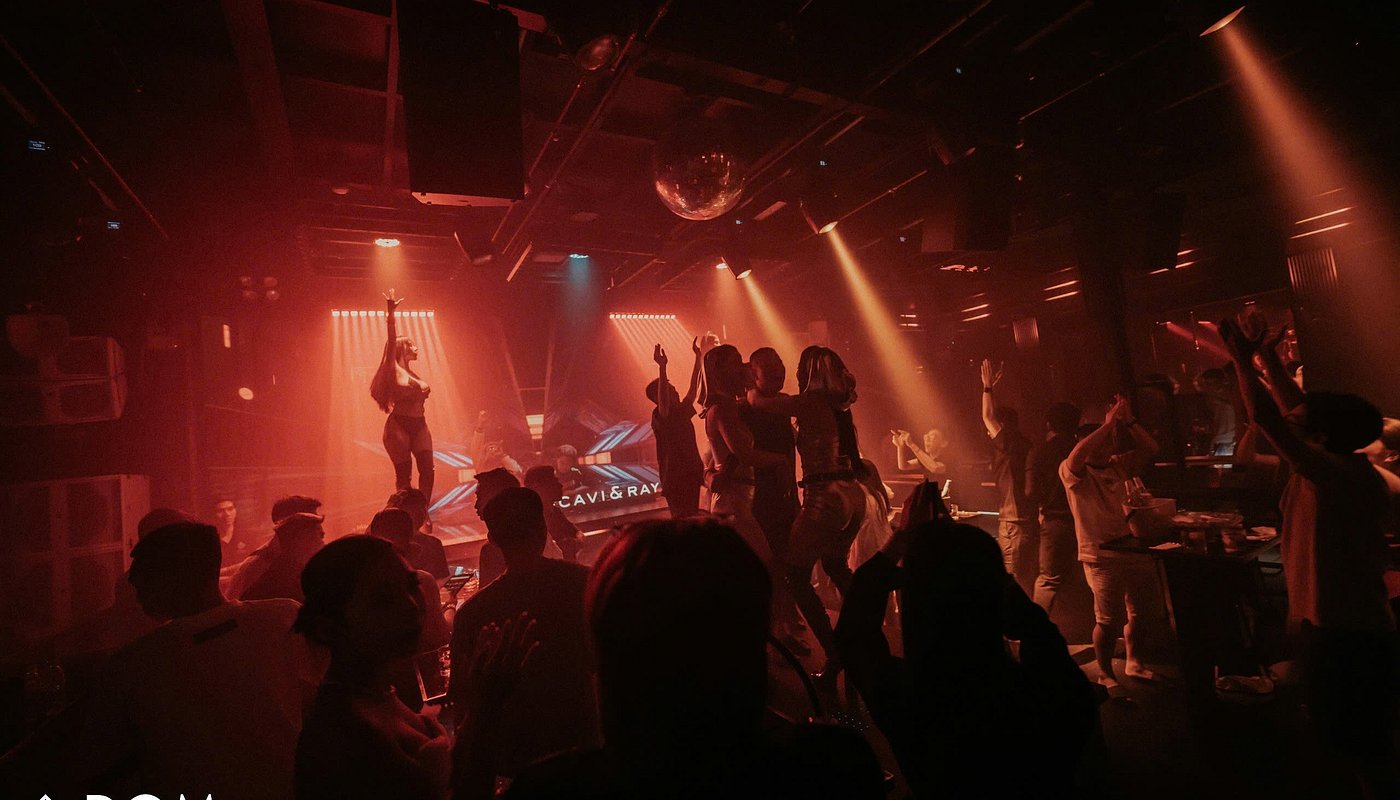 DOM Nha Trang – Nightclub Sôi Động Tại Vân Đồn