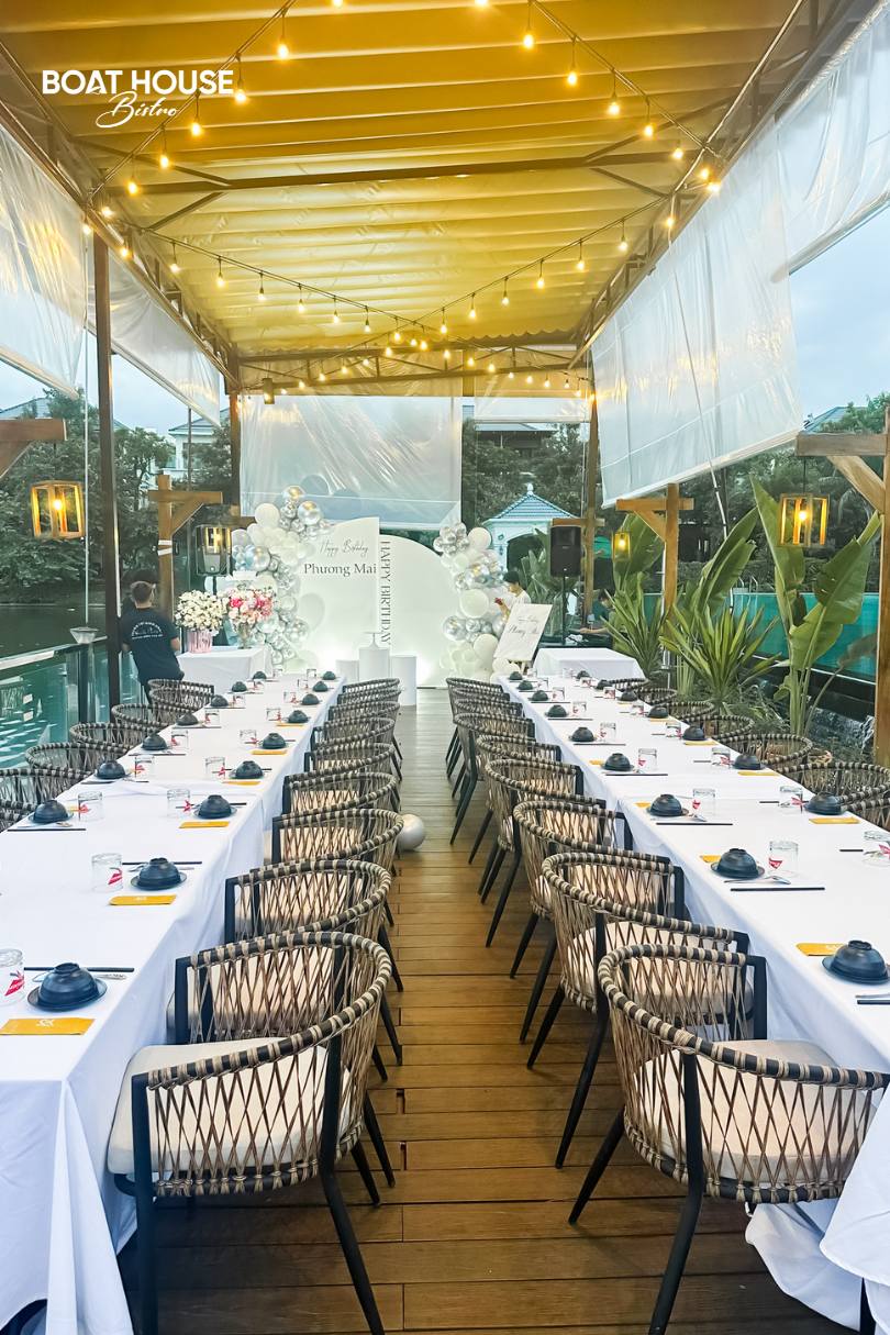 Boat House Bistro Bình Khánh - 26 Mai Chí Thọ, Thủ Đức