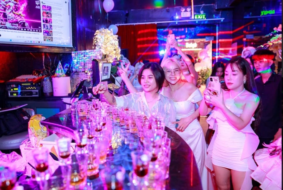 Bunny Bar Saigon - Điểm Pub Lady Trung Tâm Quận 1