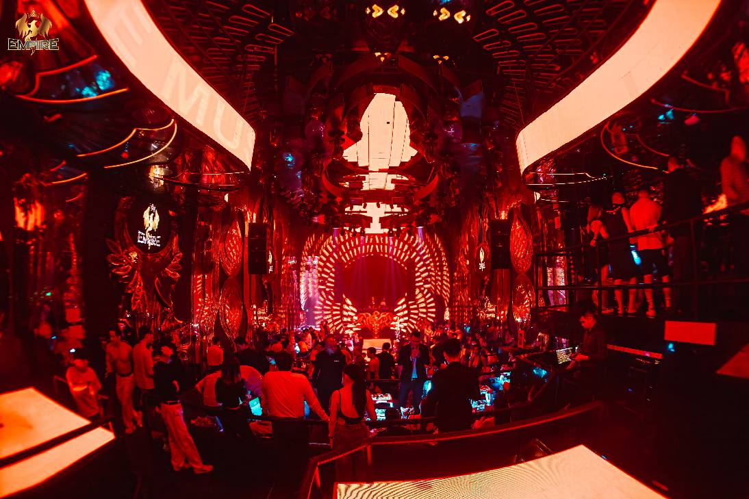 Empire Club – 8 Nguyễn Văn Tráng, Quận 1