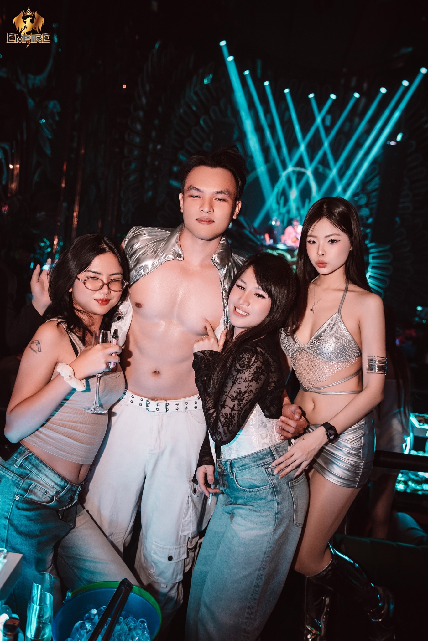 Empire Club – 8 Nguyễn Văn Tráng, Quận 1