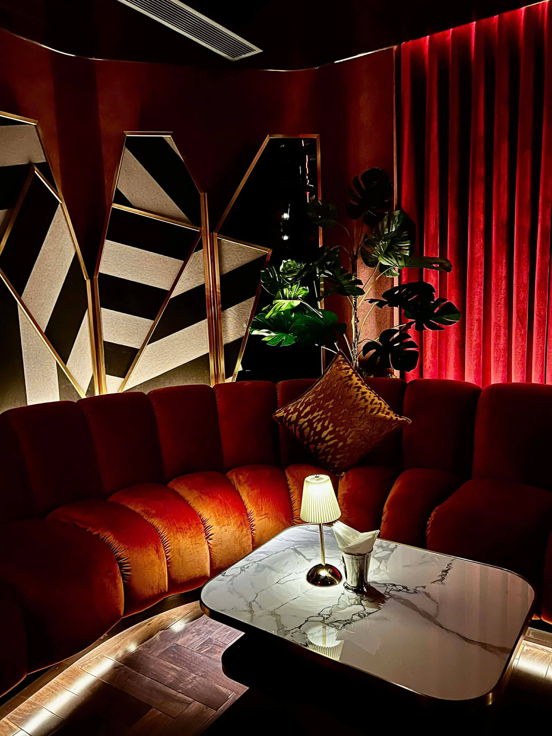 PAPI Saigon - 123 Lê Lợi, Bến Thành, Q.1