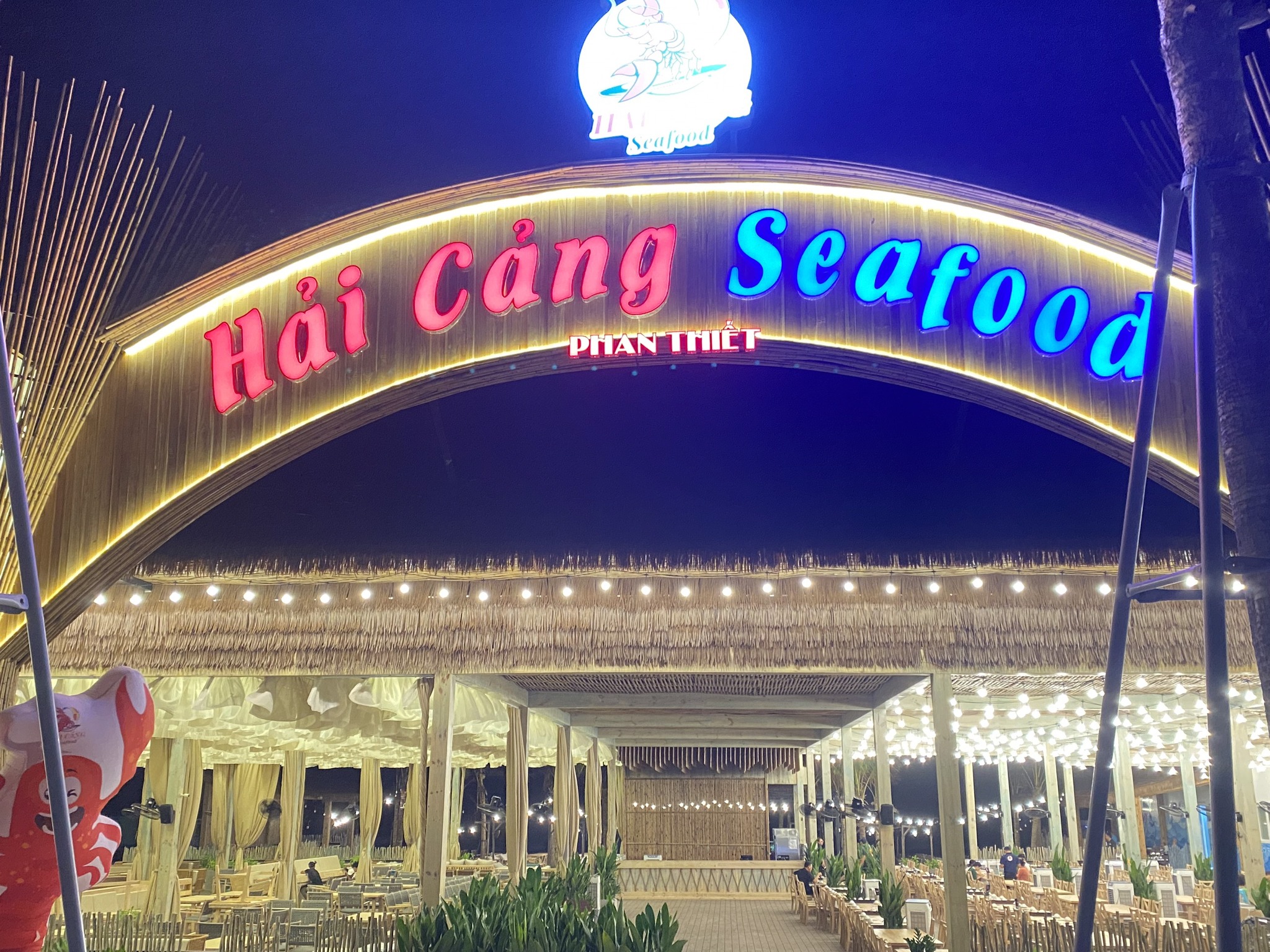 Hải Cảng Seafood Phan Thiết - 194A Lạc Long Quân, Bình Thuận