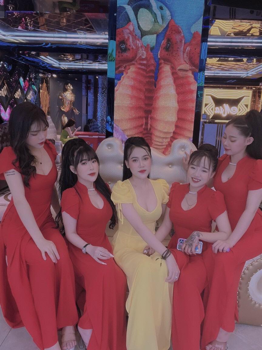 Hầm Rượu - Kararoke Masteri - 65 Bình Giã