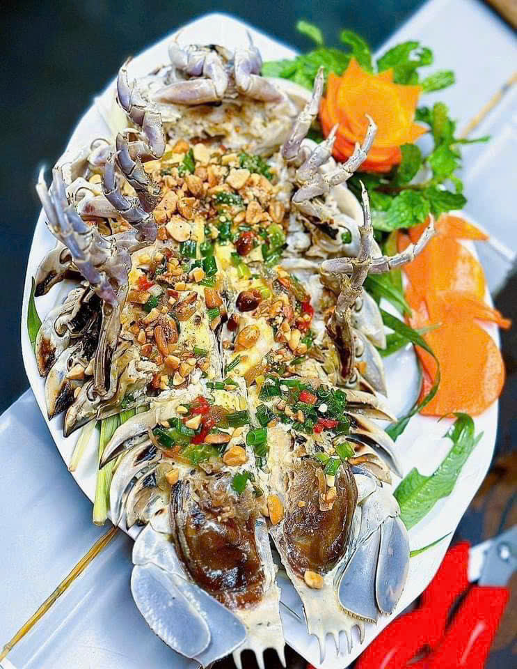 Hầm Rượu Song Long - 84 Trần Huy Liệu, Phường Cầu Kiệu