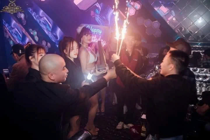 AZ CLUB - 157 Hoàng Văn Thụ, Đức Trọng, Lâm Đồng