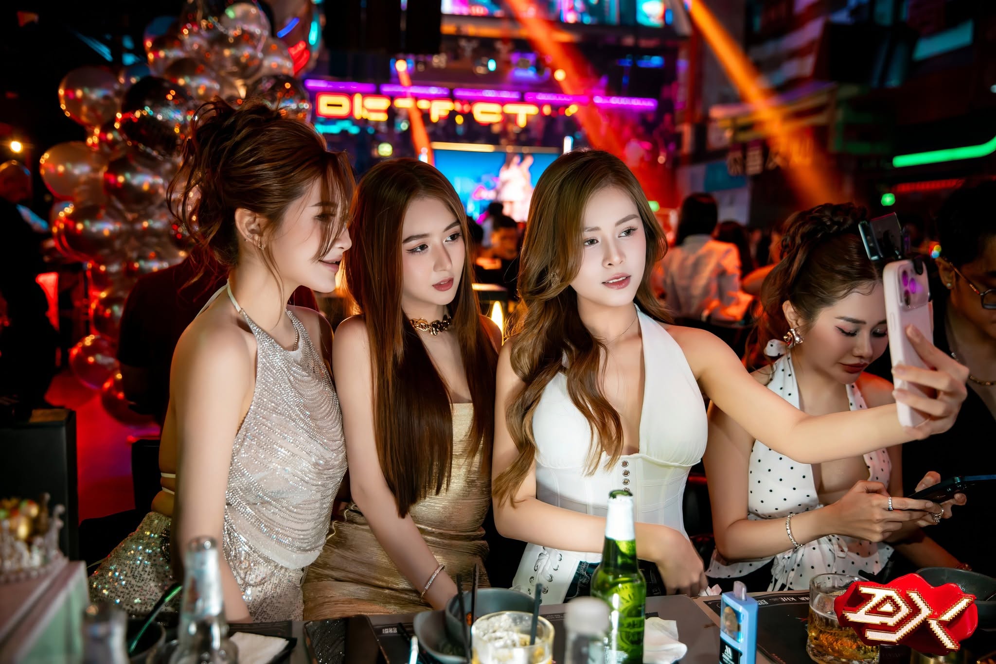 District K – 30 Thủ Khoa Huân, Quận 1, TPHCM
