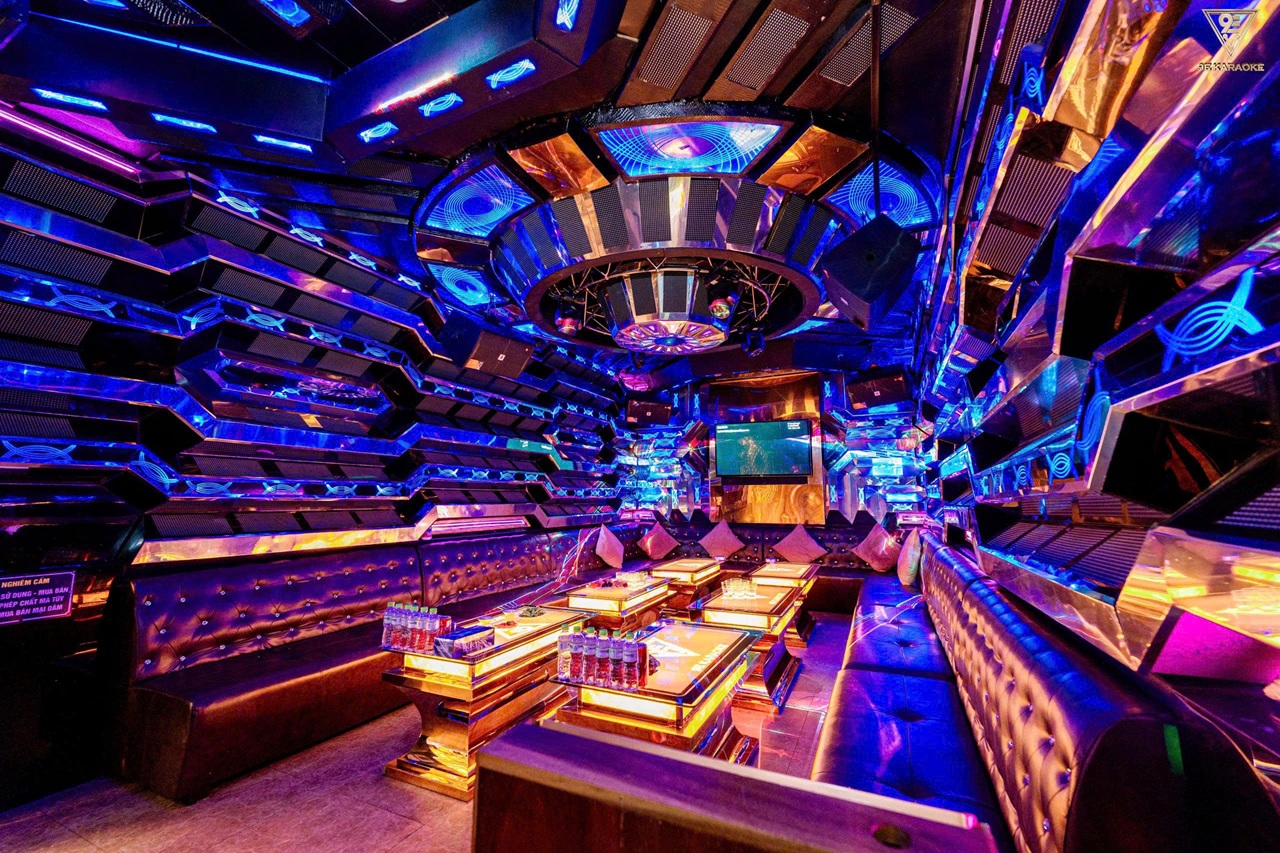 Karaoke 9E Phú Quốc - 127 Trần Hưng Đạo, Phú Quốc