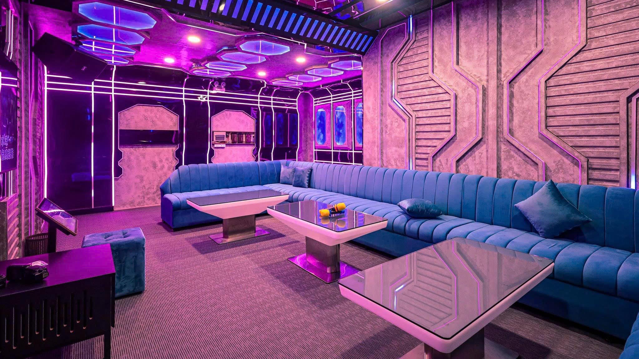 Karaoke Julia - 66 Tản Đà, Quận 5