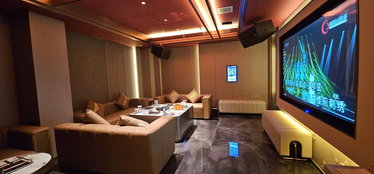 Karaoke Kim Tước - Golden Jazz KTV - 90 Hùng Vương Quận 5