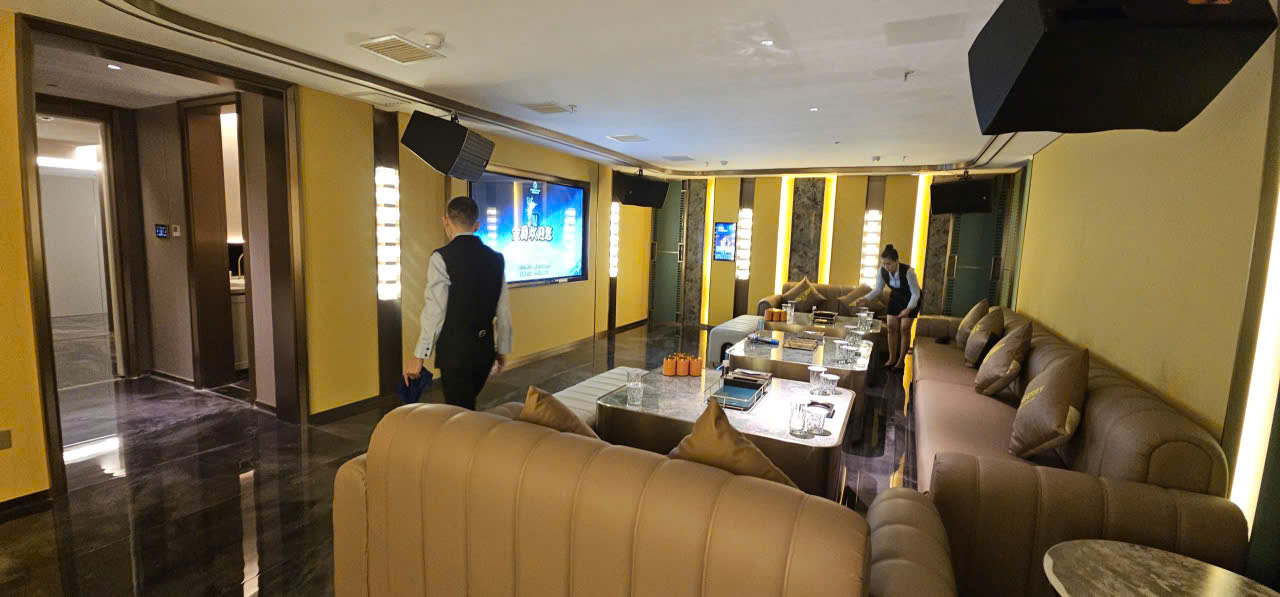 Karaoke Kim Tước - Golden Jazz KTV - 90 Hùng Vương Quận 5