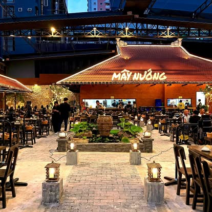Mây Nướng Restaurant - 1A Đề Thám