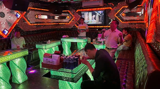 Karaoke Samba - 430 Tân Sơn Nhì, Quận Tân Phú